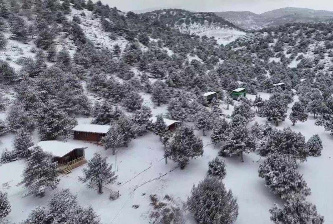 Konya’nın kış güzelliği! Ünlü yayla masalsı manzaralar sunuyor 5
